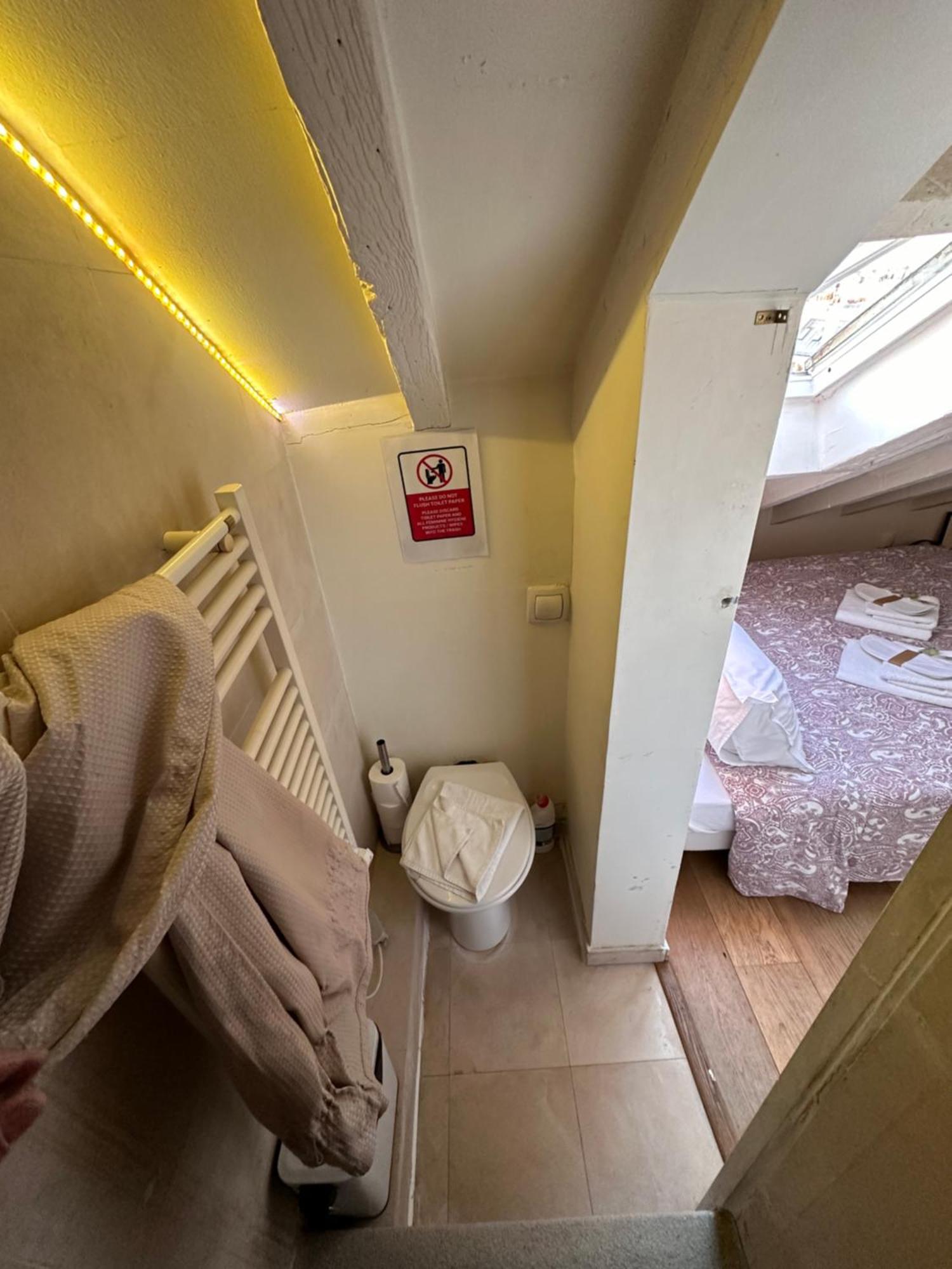 Marais Rooftop Studio - Metro Filles Du Calvaire Apartment ปารีส ภายนอก รูปภาพ