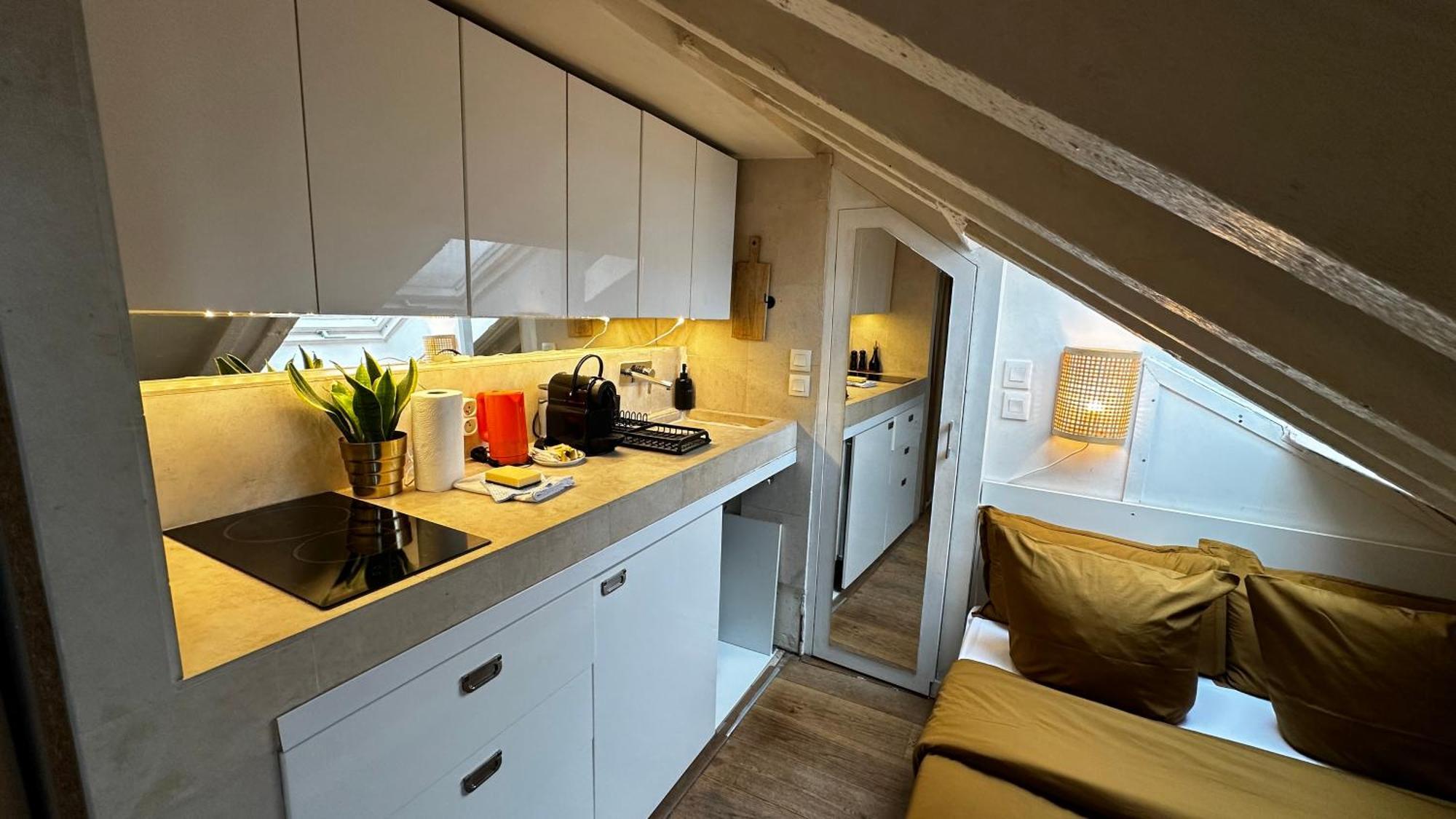 Marais Rooftop Studio - Metro Filles Du Calvaire Apartment ปารีส ภายนอก รูปภาพ